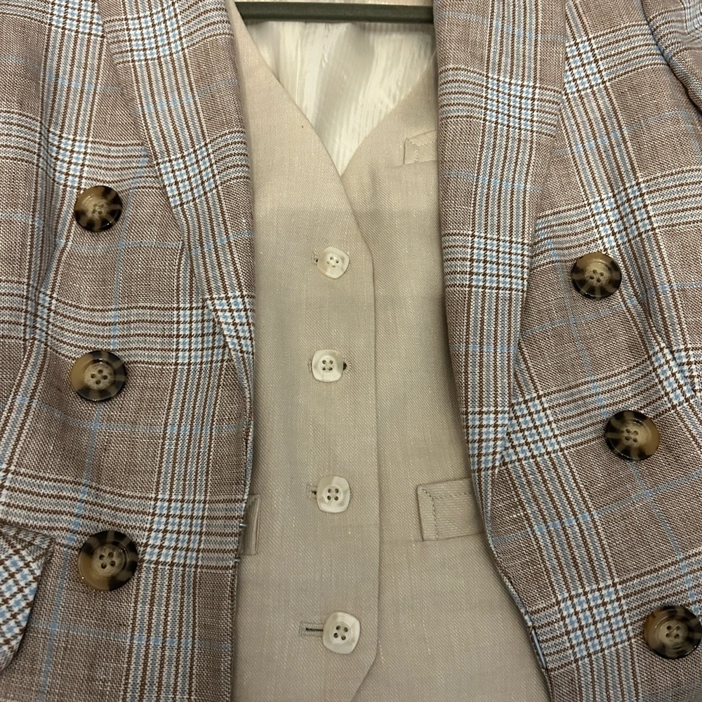 Veronica Beard Neutral Cream Tailored Vest - Picture 5 of 6